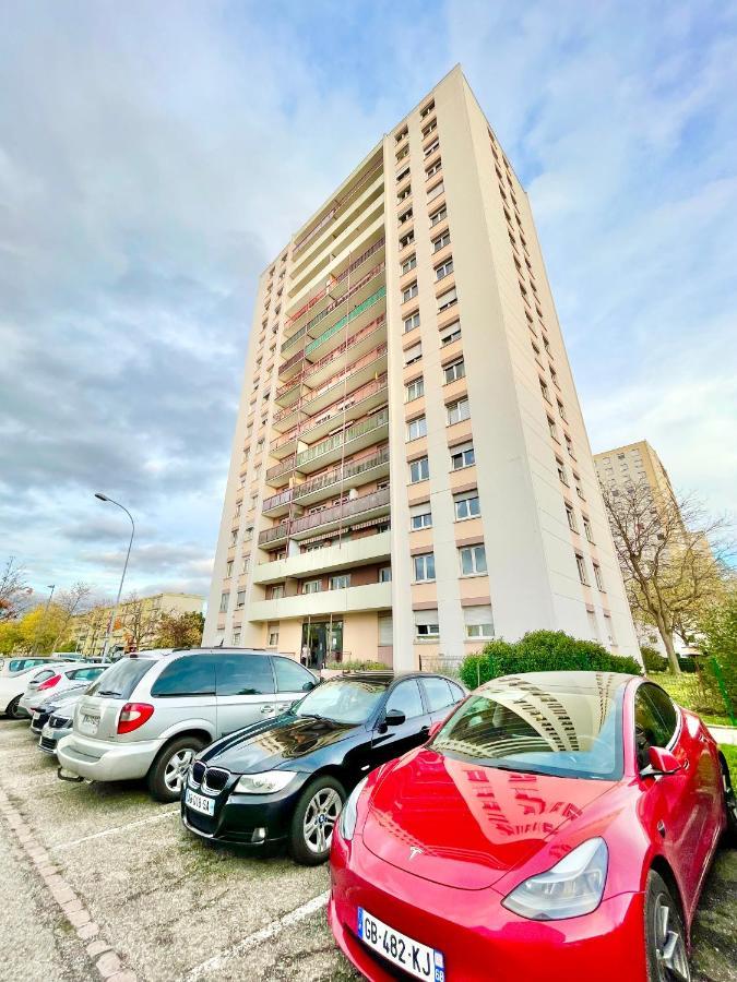 Colmar - La Cigogne - Balcon - Vue Degagee - Netflix - Wifi Fibre - Parking Gratuit - Quartier Populaire Exterior foto